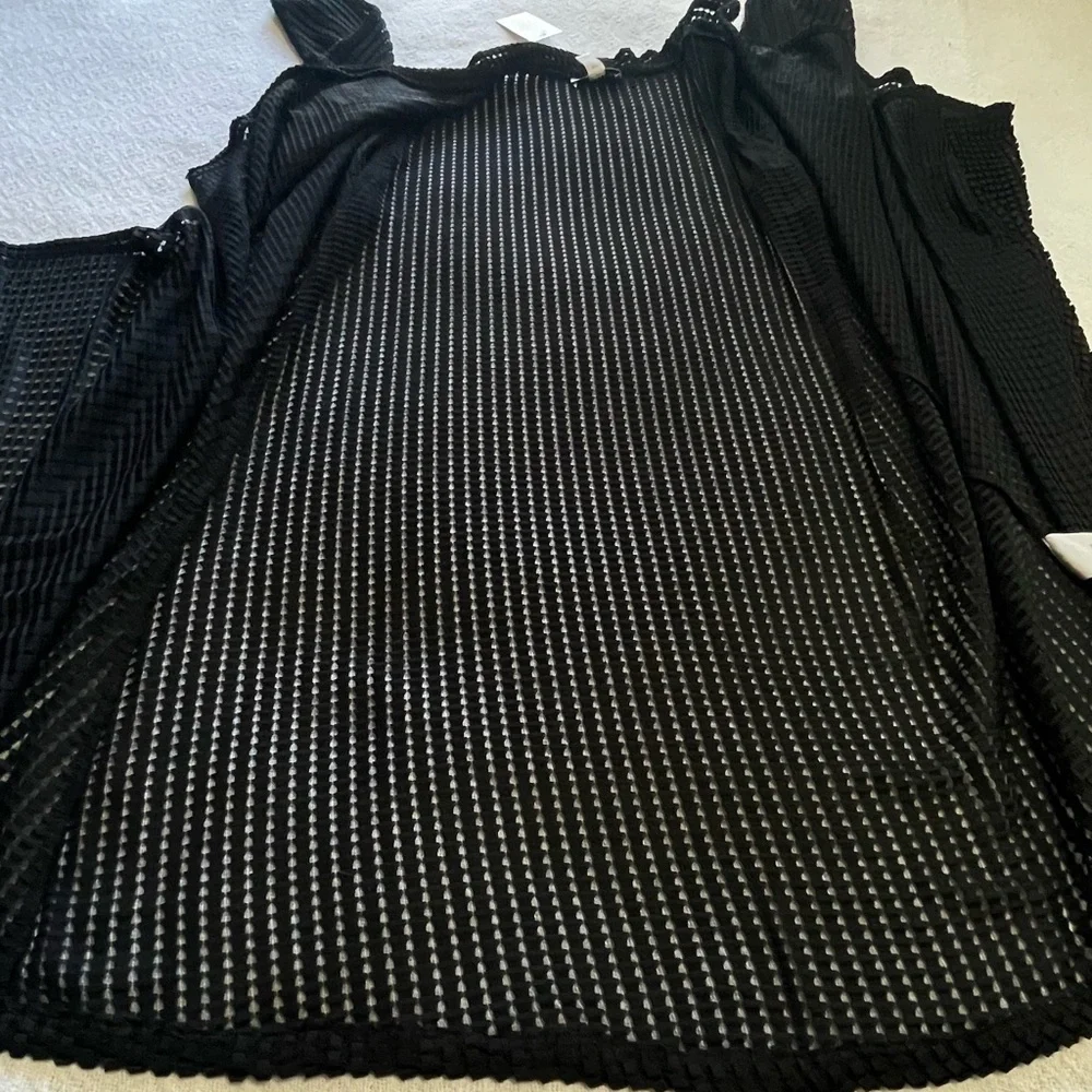 Susan Graver Black Open Knit Kimono- Size Large NWT‎ A little something extra.